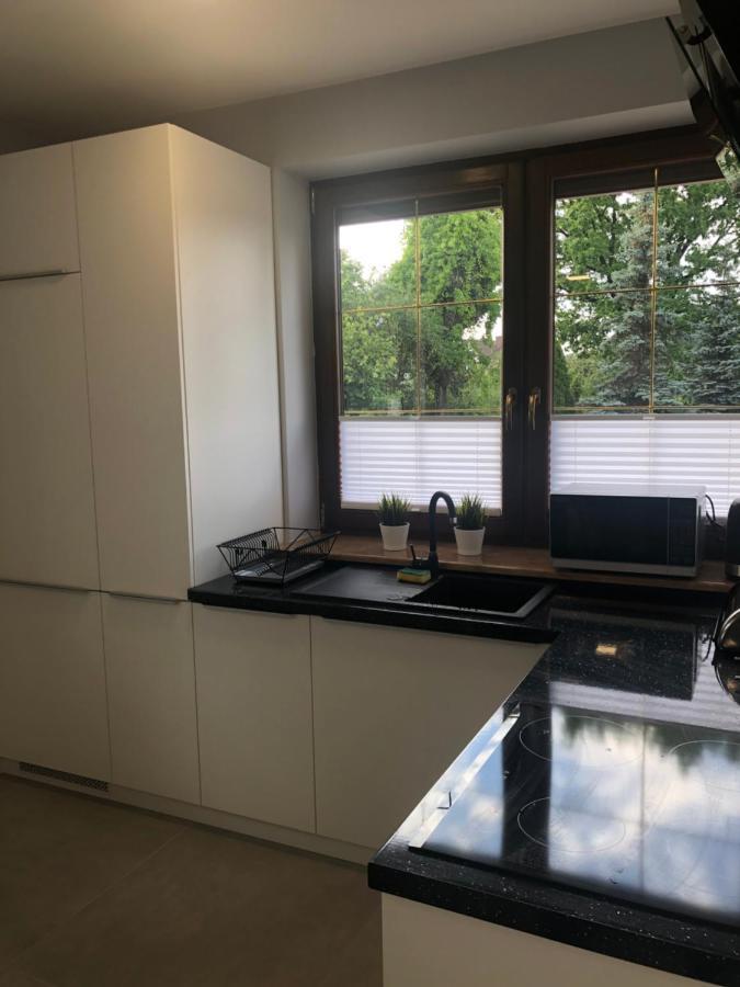 Klimatyzowane Apartamenty I Pokoje Przy Targach Kielce Eksteriør billede