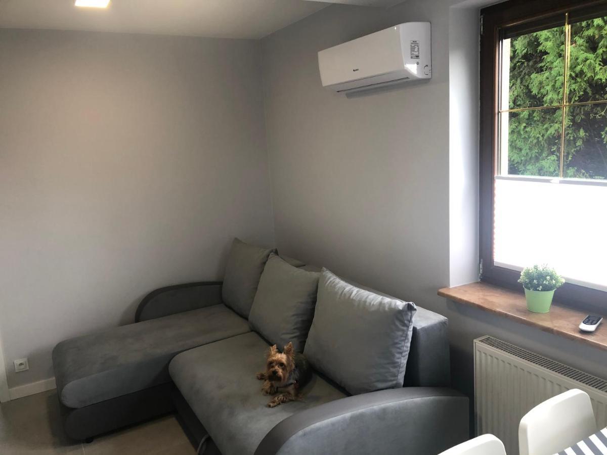 Klimatyzowane Apartamenty I Pokoje Przy Targach Kielce Eksteriør billede